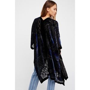 FREE PEOPLE Dark Paradise Velvet Kimono Cardigan
